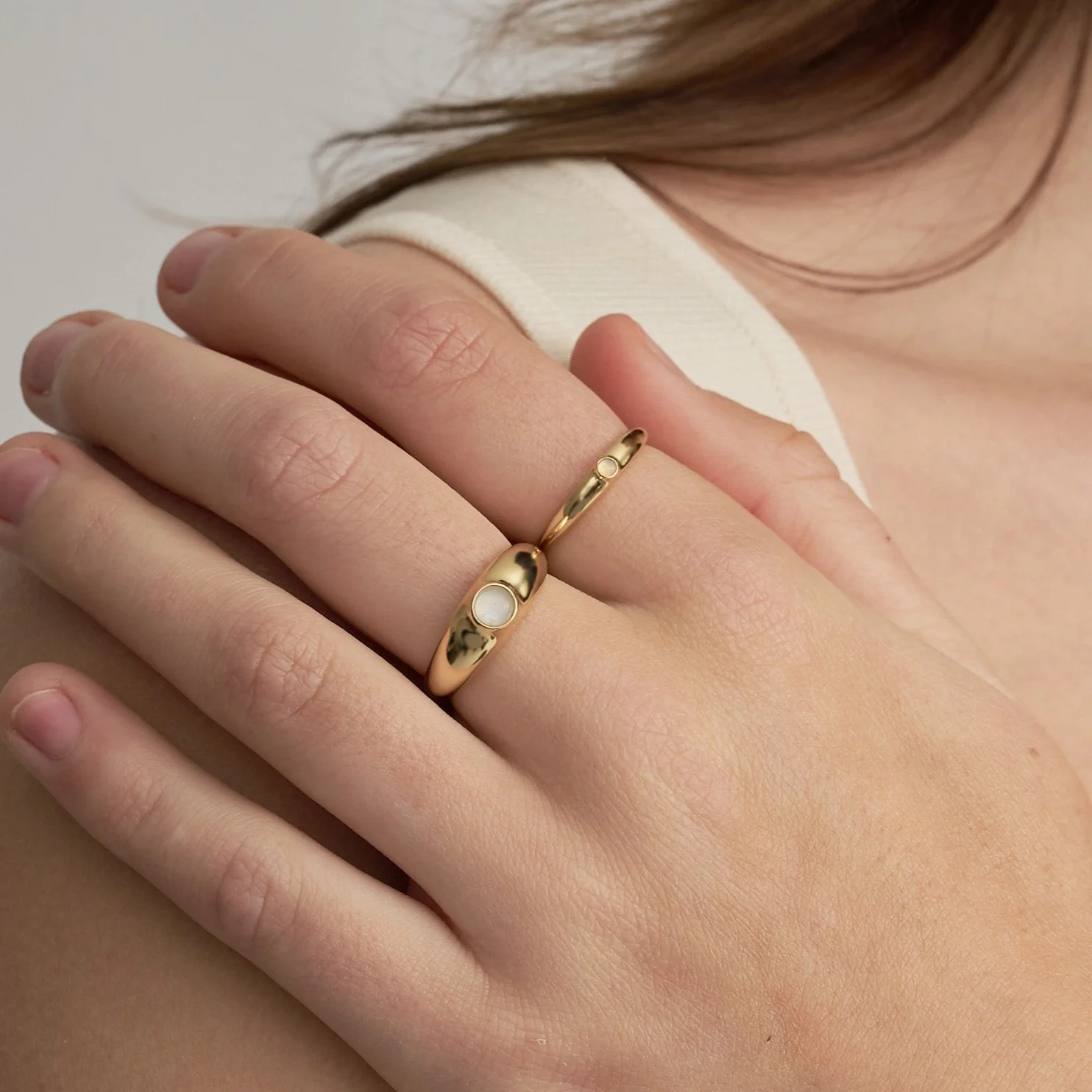 Ada Slim Moonstone Ring - Image 2