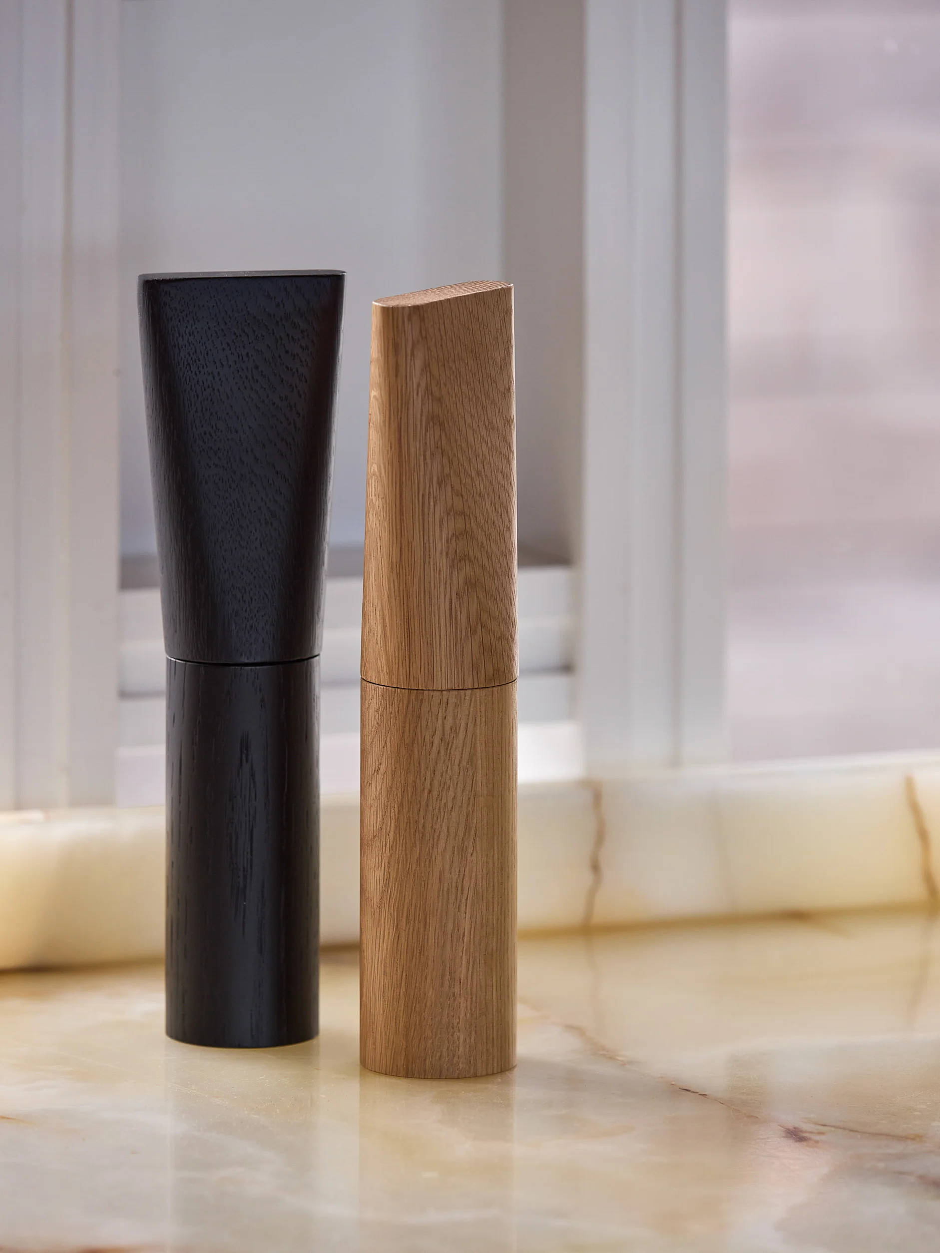 Pinch Salt & Pepper Mill - Oak - Image 6