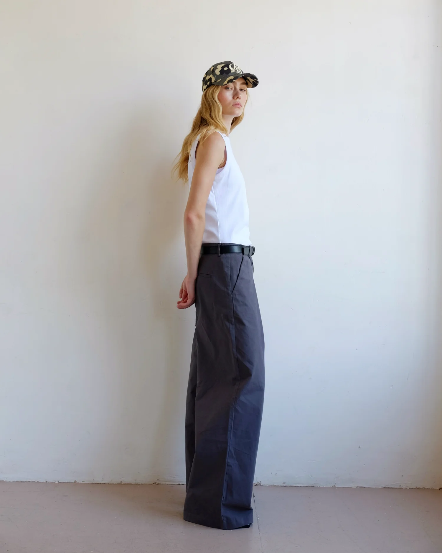 City Twill Trouser - Dark Grey - Image 3