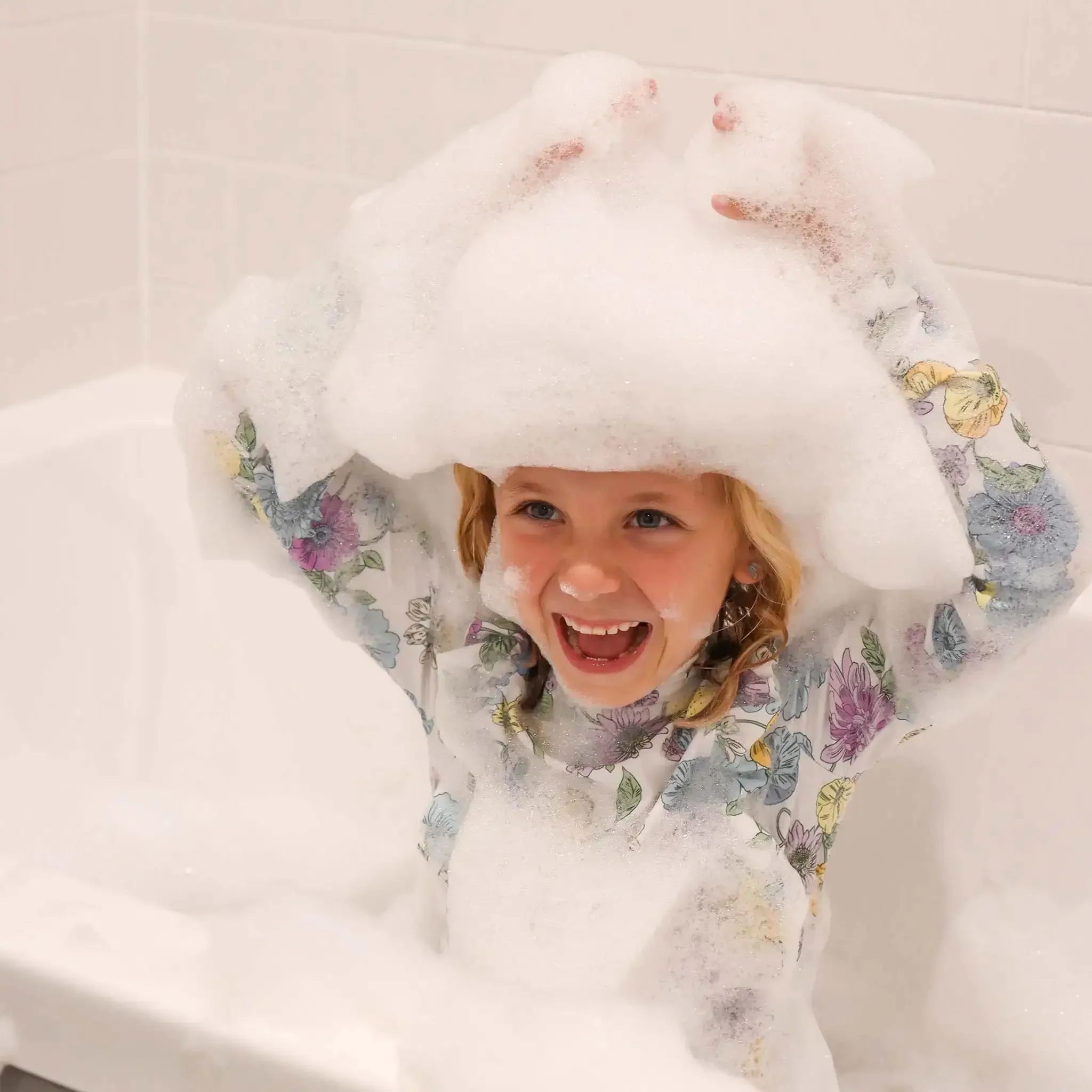 Coloured Bubble Bath - Image 5
