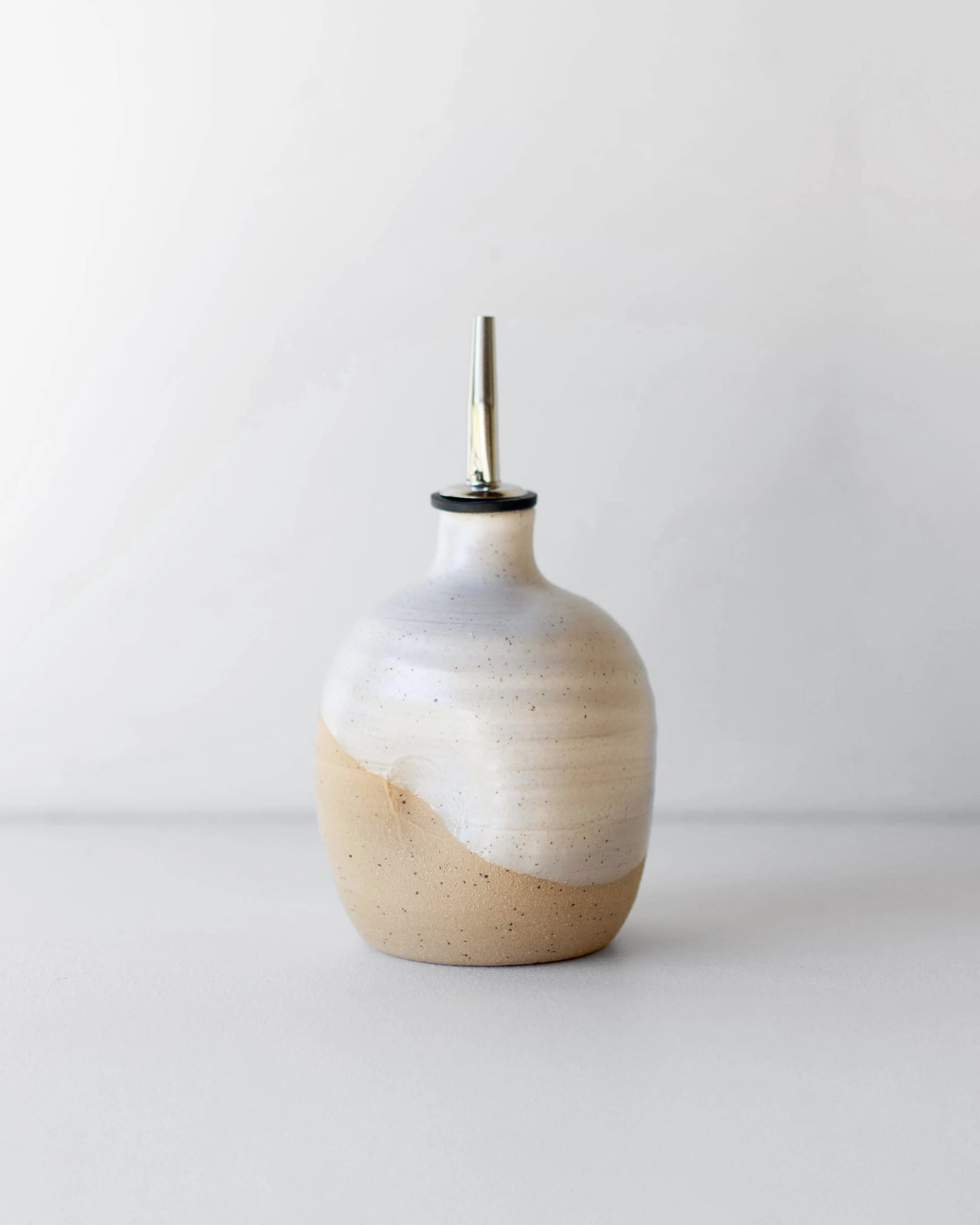 Oil Pourer - White - Image 2