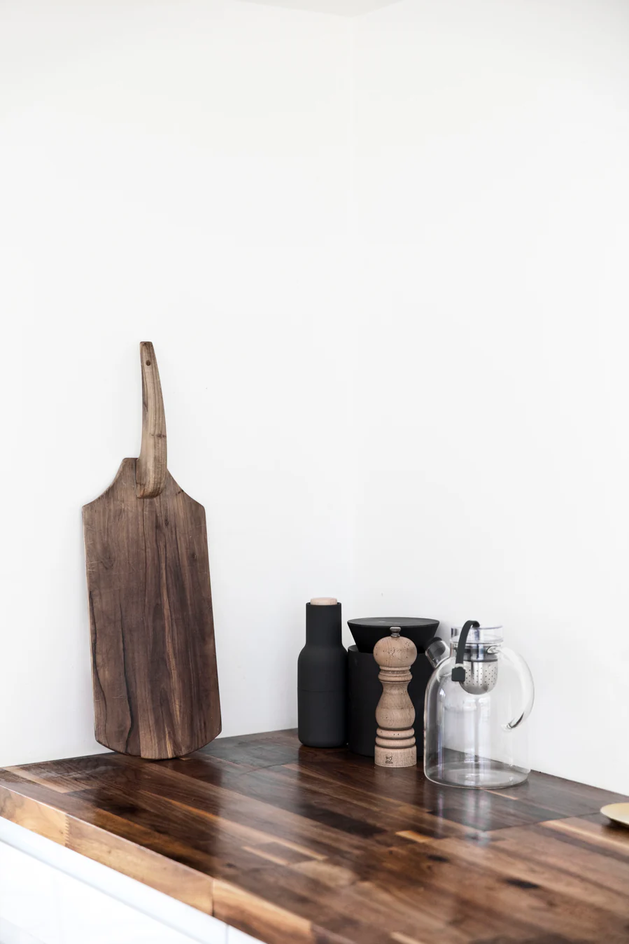 Salt & Pepper Grinders - Ash, Carbon & Beech - Image 3
