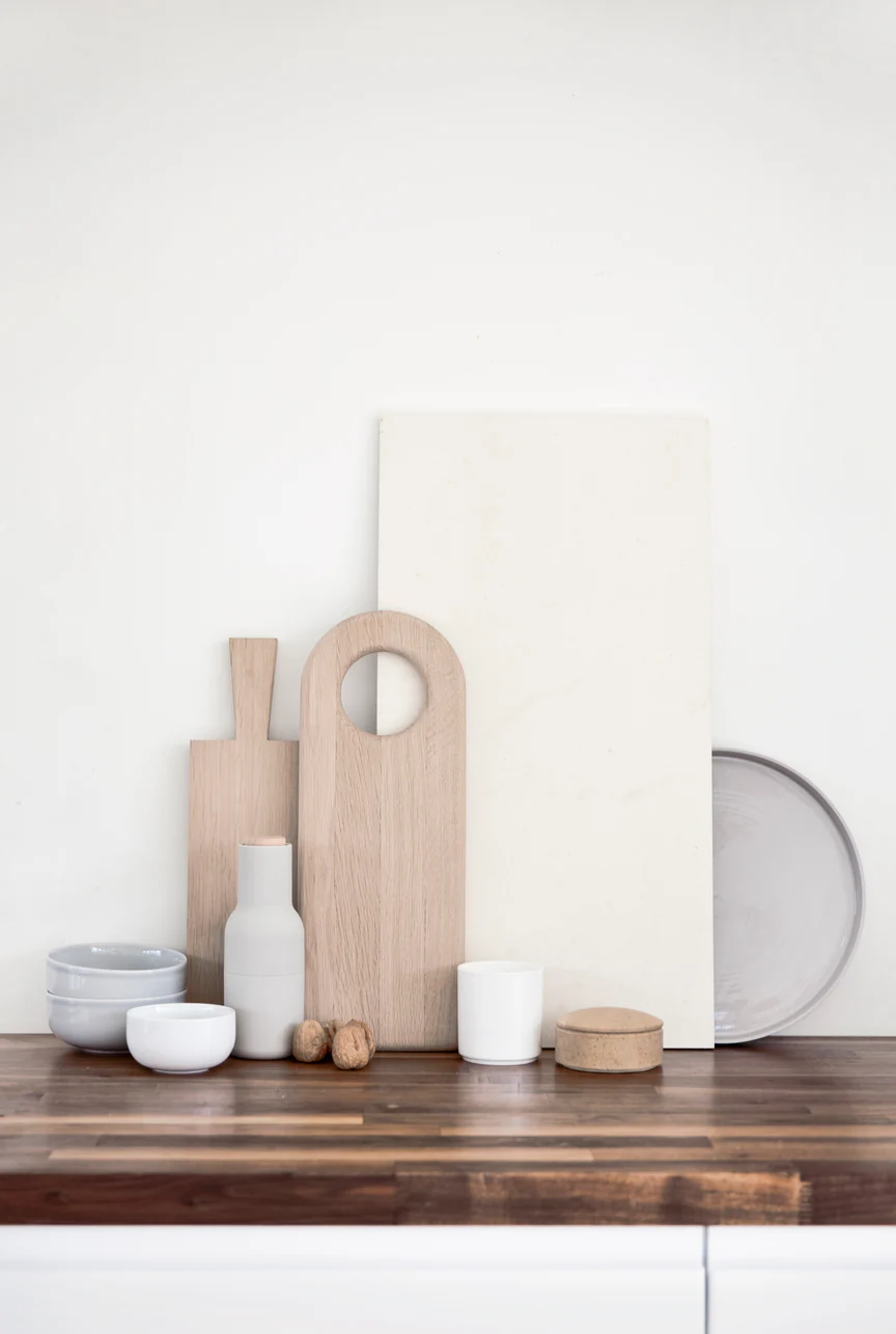 Salt & Pepper Grinders - Ash, Carbon & Beech - Image 4