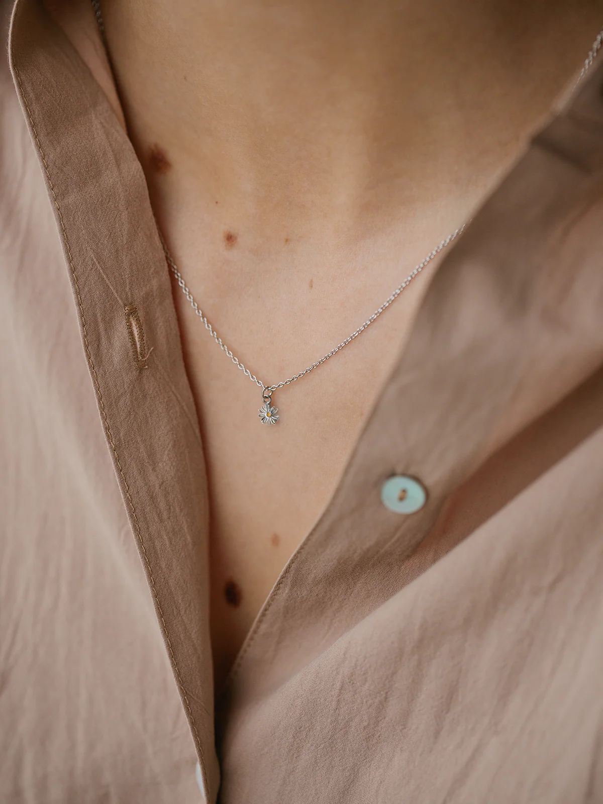 Chamomile Necklace - Image 3